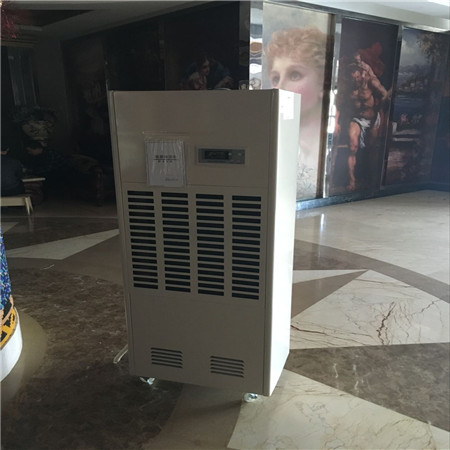 地下室很潮濕怎么辦，地下室除濕機(jī)管用